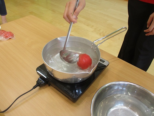 お湯に入れると皮がむけるって本当？？