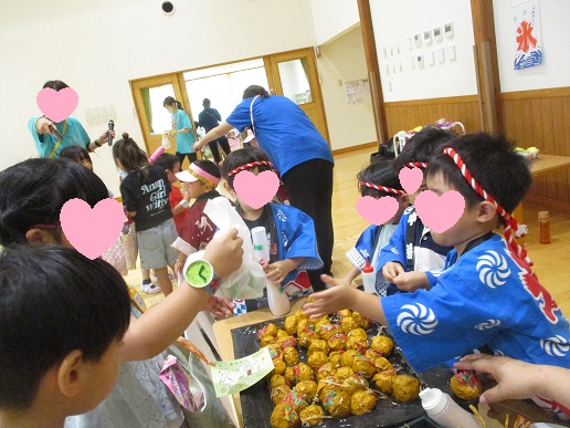 「たこ焼きにマヨネーズかけますか~?おいしいですよ!(^^)!」
