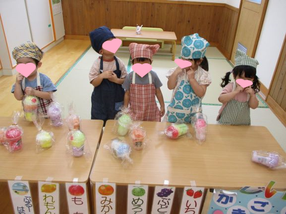 にじ組かき氷屋さんのプレオープンです