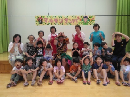 八島さんと地域の方と一緒に楽しい時間を過ごしました(^_-)-☆